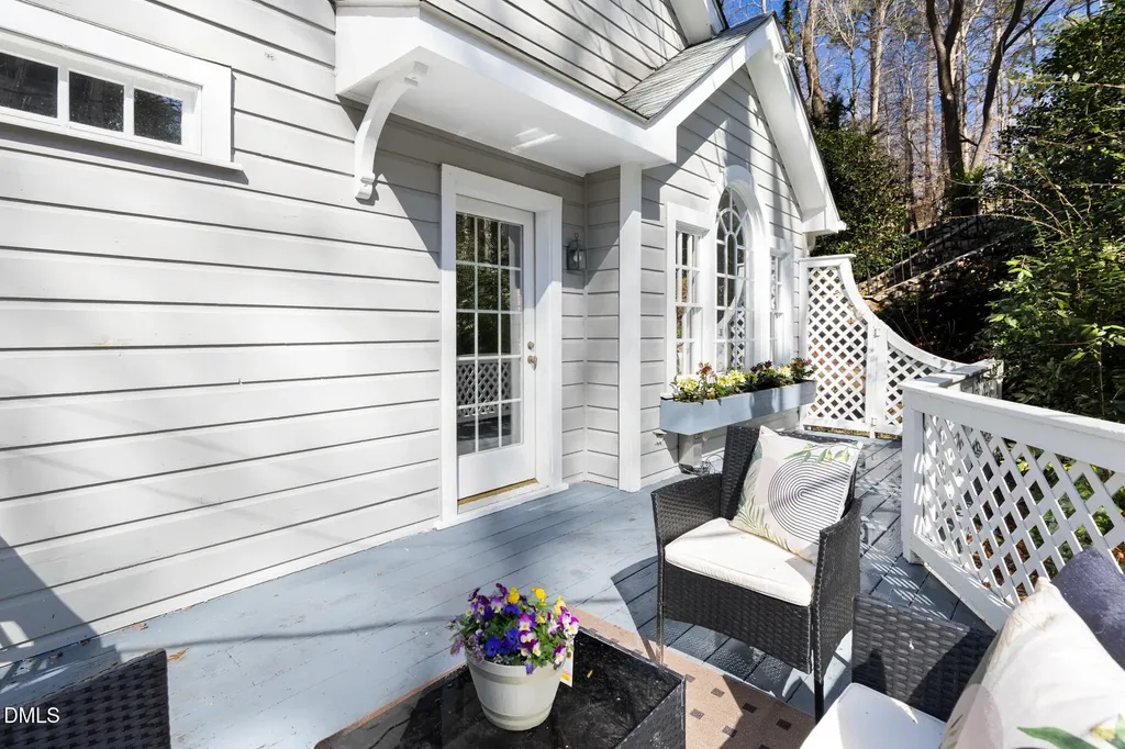 1008 Dawes Street Chapel Hill NC 27516