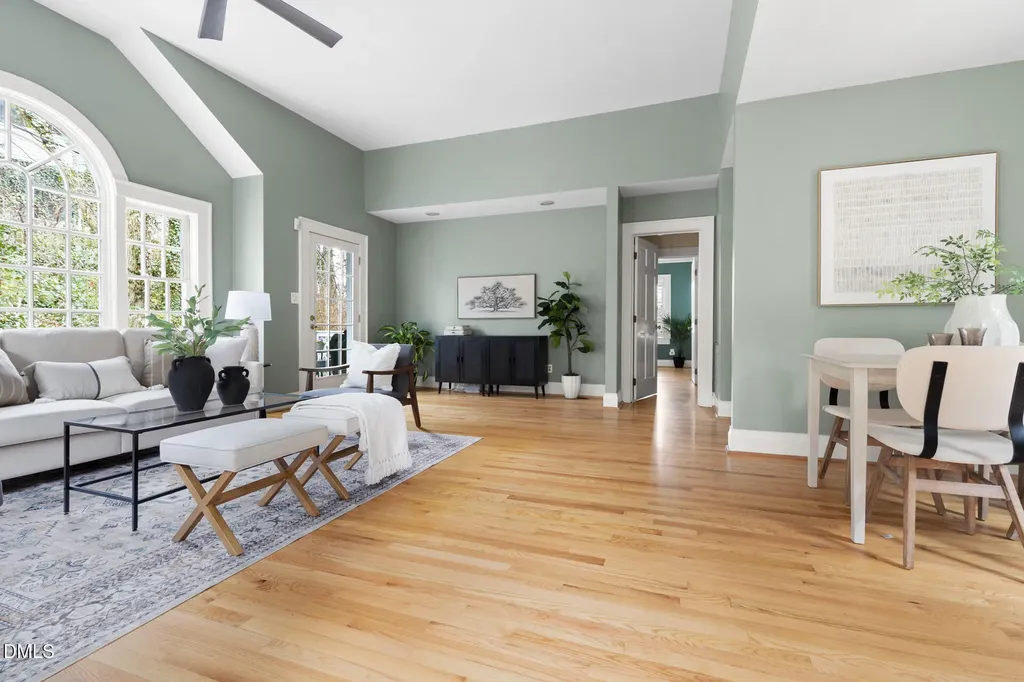 1008 Dawes Street Chapel Hill NC 27516