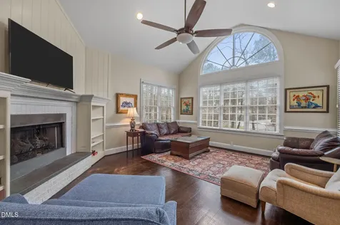 18 Marchmont Court Durham NC 27705