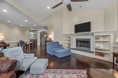 18 Marchmont Court Durham NC 27705