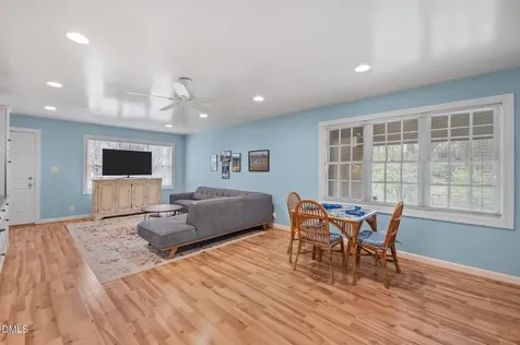 18 Marchmont Court Durham NC 27705