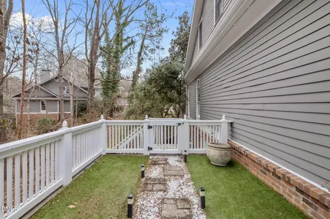 18 Marchmont Court Durham NC 27705