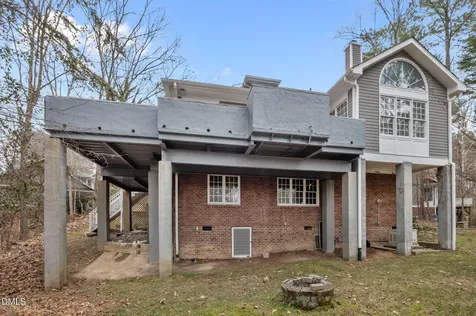 18 Marchmont Court Durham NC 27705