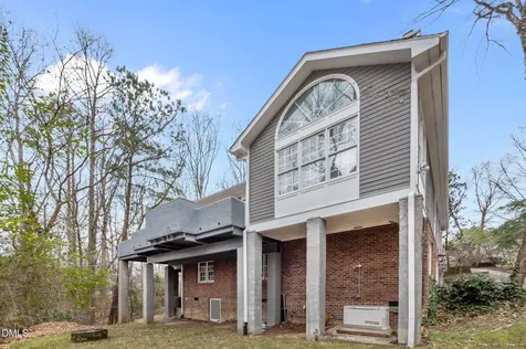 18 Marchmont Court Durham NC 27705