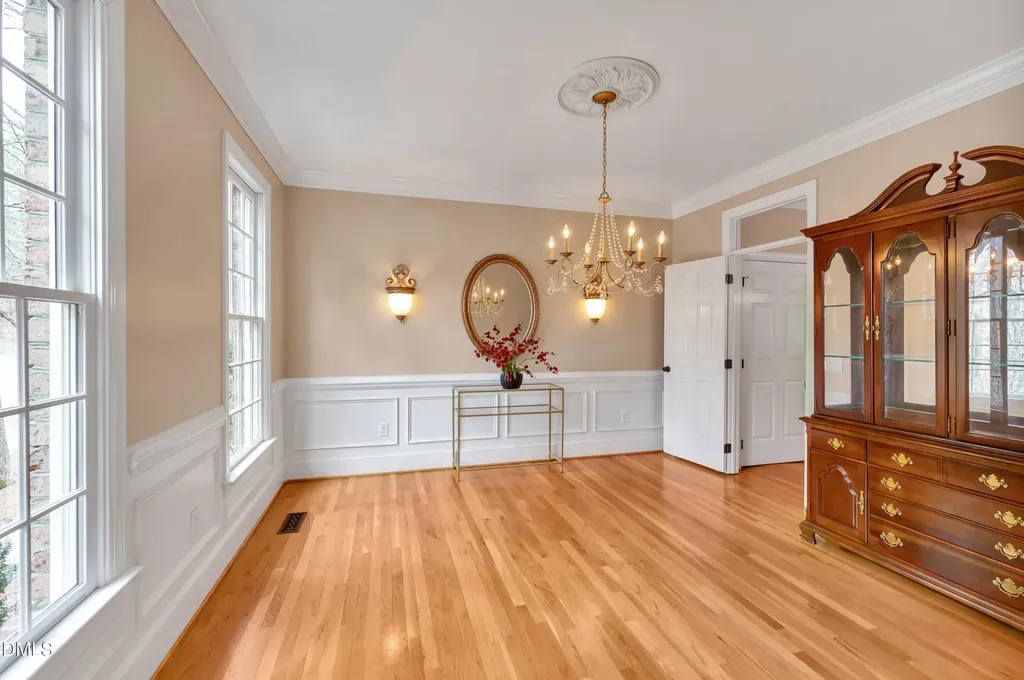 101 Collinson Drive Chapel Hill NC 27514