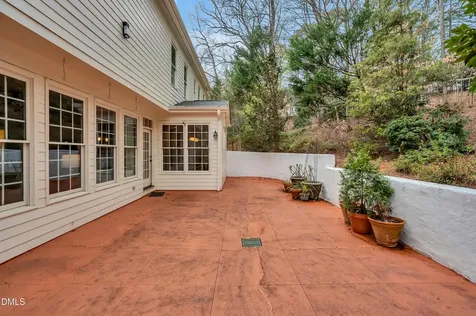101 Collinson Drive Chapel Hill NC 27514
