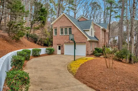 101 Collinson Drive Chapel Hill NC 27514