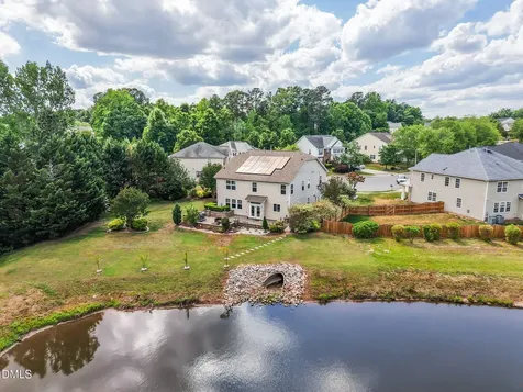 607 Ravenstone Lane Durham NC 27703