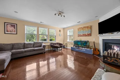 607 Ravenstone Lane Durham NC 27703
