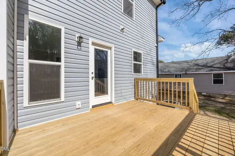 749 W Church Street Angier NC 27501