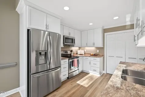 119 Heatherwood Drive Apex NC 27502