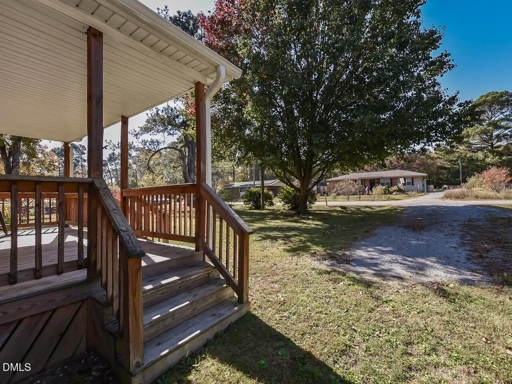 178 Paceville Road Selma NC 27576