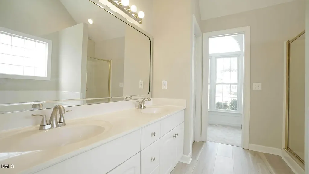 400 Knolls View Drive Fuquay Varina NC 27526
