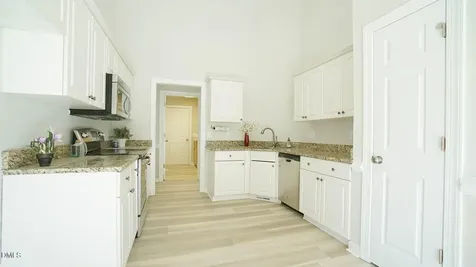 400 Knolls View Drive Fuquay Varina NC 27526