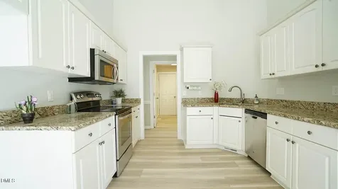 400 Knolls View Drive Fuquay Varina NC 27526