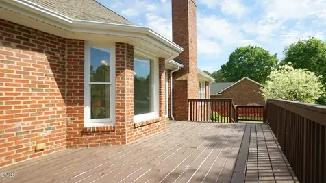 400 Knolls View Drive Fuquay Varina NC 27526