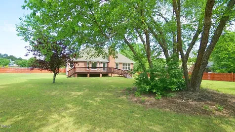 400 Knolls View Drive Fuquay Varina NC 27526