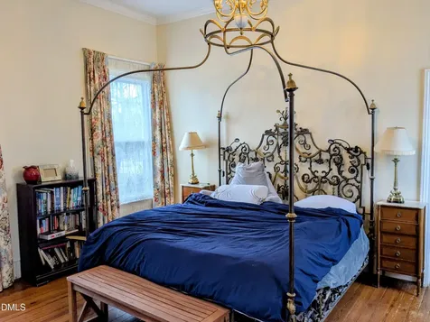 301 W Thorndale Drive Oxford NC 27565