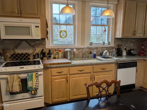 301 W Thorndale Drive Oxford NC 27565