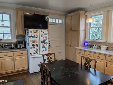 301 W Thorndale Drive Oxford NC 27565