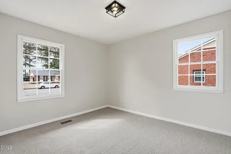 1120 W Pope Street Benson NC 27504