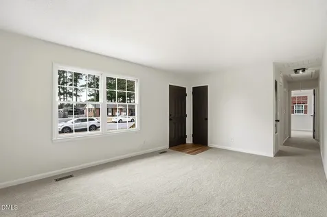 1120 W Pope Street Benson NC 27504