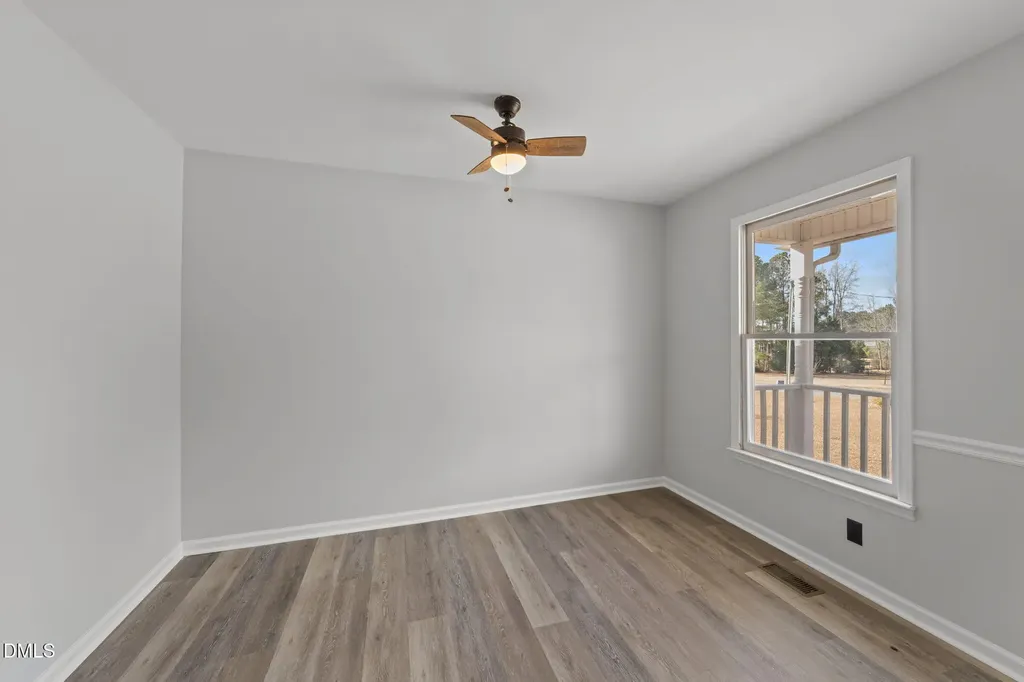 54 Lynn Lane Selma NC 27576