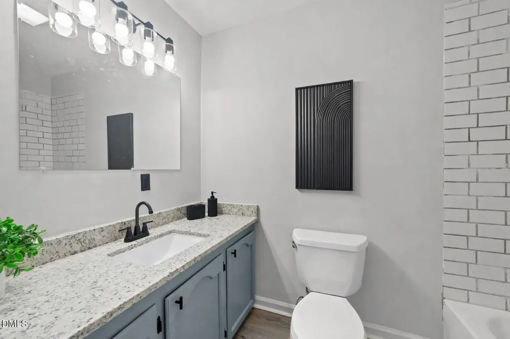 54 Lynn Lane Selma NC 27576