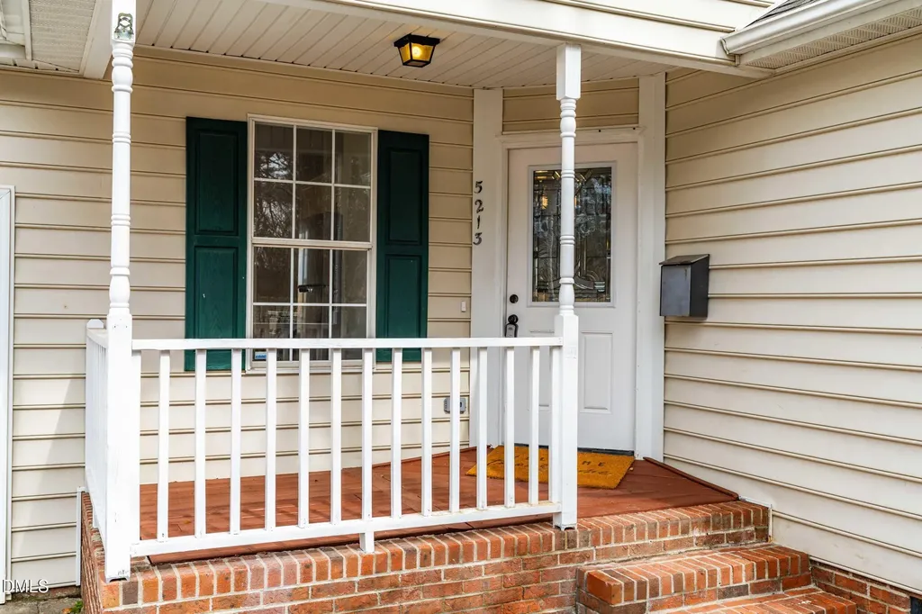 5213 Pronghorn Lane Raleigh NC 27610