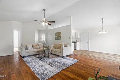 5213 Pronghorn Lane Raleigh NC 27610