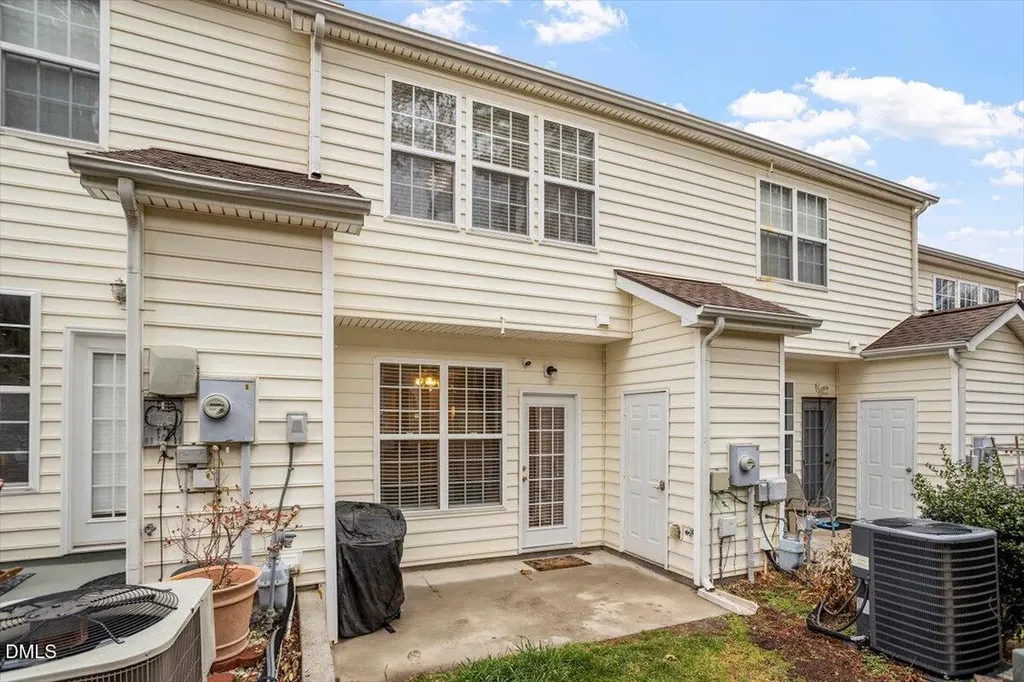 5349 Silver Moon Lane Raleigh NC 27606