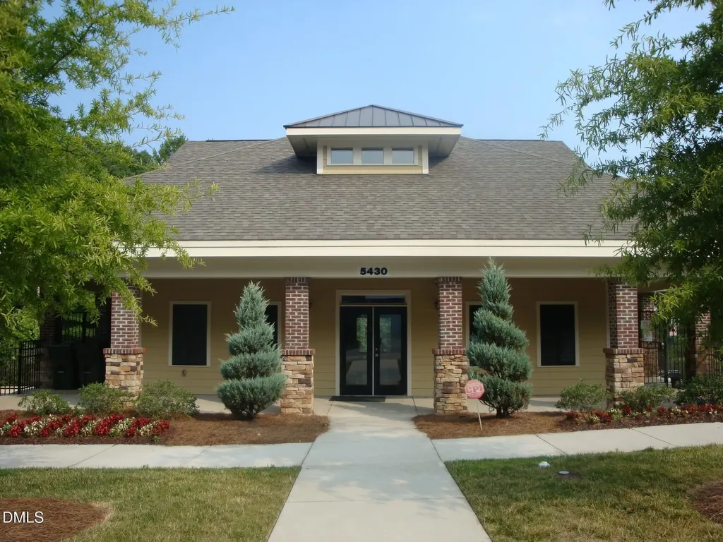 5349 Silver Moon Lane Raleigh NC 27606