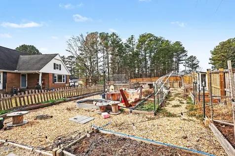 1609 Spring Lane Sanford NC 27330