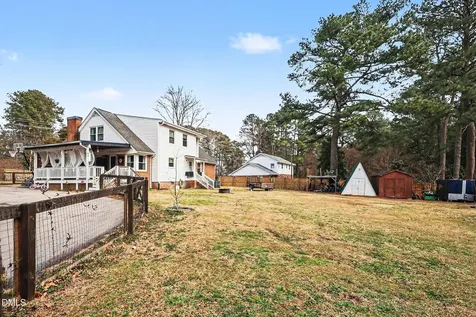 1609 Spring Lane Sanford NC 27330