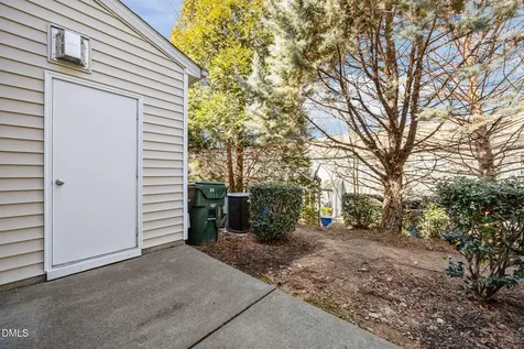 6623 Clarksburg Place Raleigh NC 27616