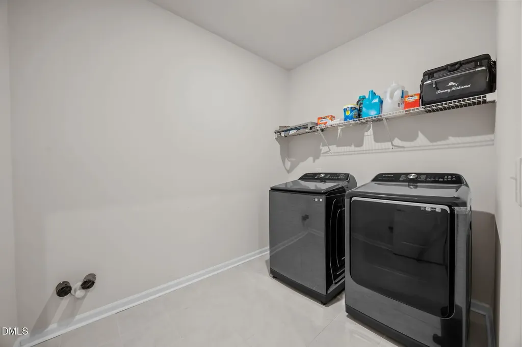 4904 Flathead Place Fuquay Varina NC 27526