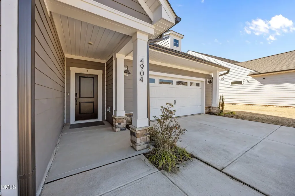 4904 Flathead Place Fuquay Varina NC 27526