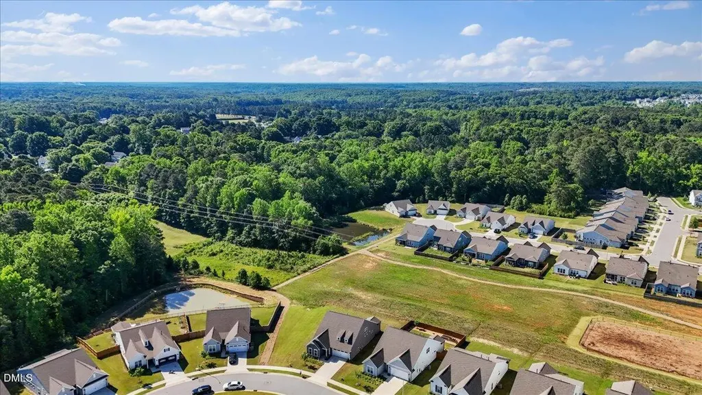 4904 Flathead Place Fuquay Varina NC 27526