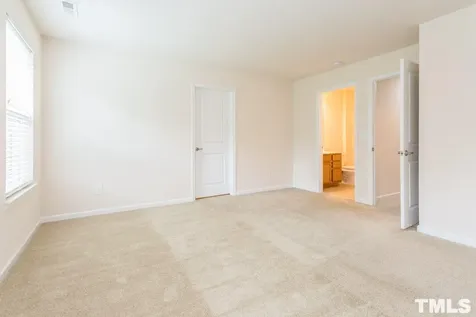 473 Panorama View Loop Cary NC 27519
