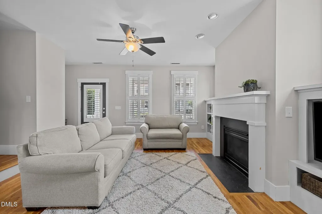 41 N Serenity Hill Circle Chapel Hill NC 27516