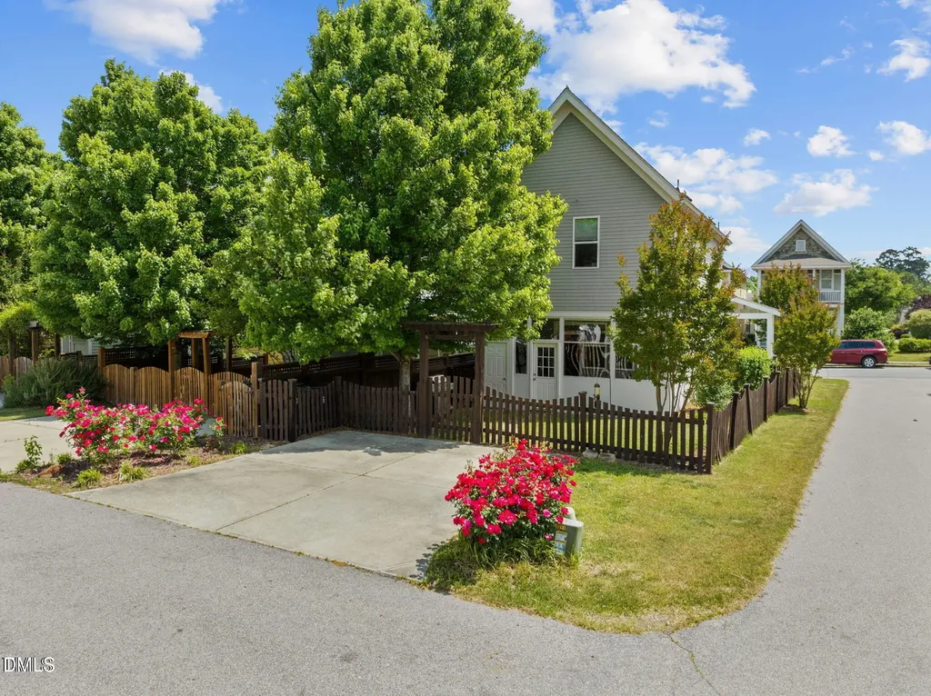 41 N Serenity Hill Circle Chapel Hill NC 27516