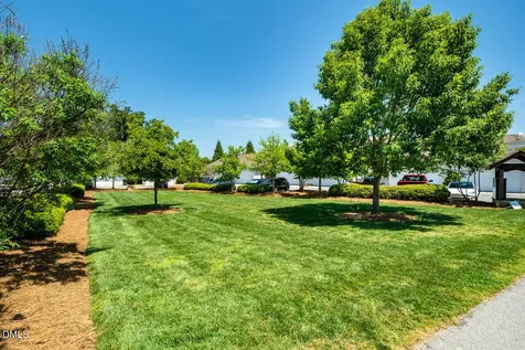 41 N Serenity Hill Circle Chapel Hill NC 27516