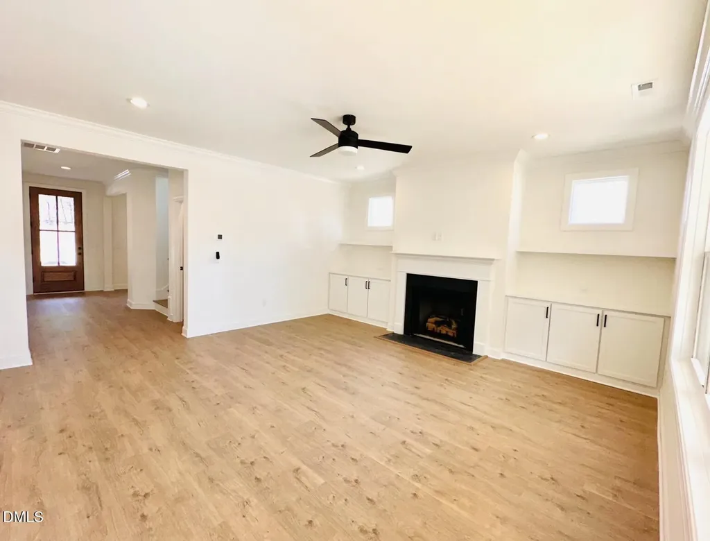 213 W Maple Avenue Holly Springs NC 27540