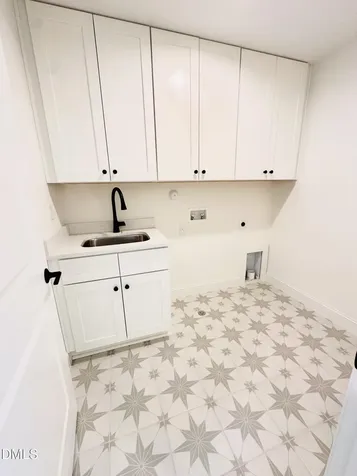 213 W Maple Avenue Holly Springs NC 27540