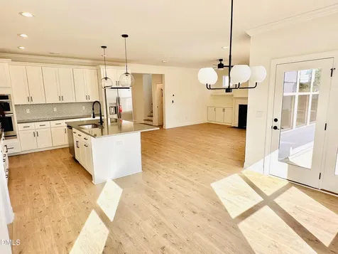 213 W Maple Avenue Holly Springs NC 27540
