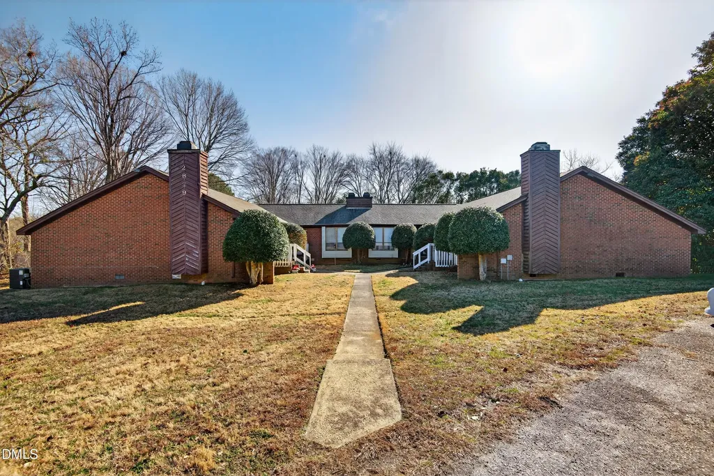 2829 Seclusion Court Raleigh NC 27612