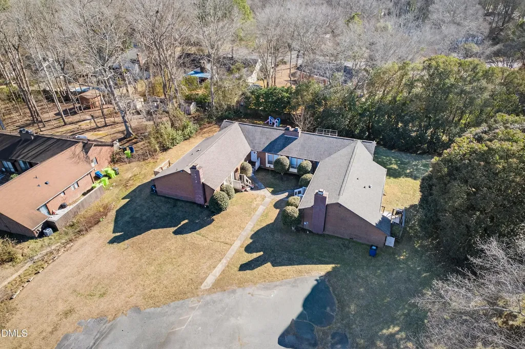 2829 Seclusion Court Raleigh NC 27612