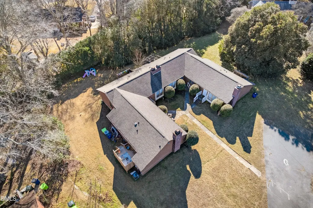 2829 Seclusion Court Raleigh NC 27612
