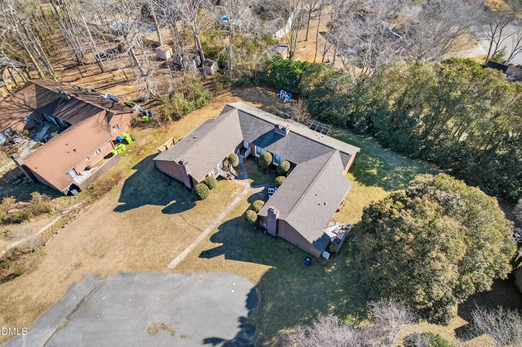 2829 Seclusion Court Raleigh NC 27612