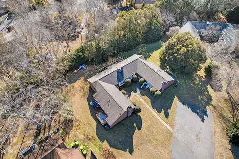 2829 Seclusion Court Raleigh NC 27612